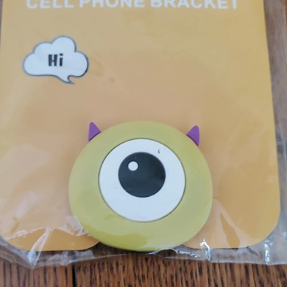 Set of 2 Air Bag Cell Phone Bracket - One Eyed Monster Head and Owl